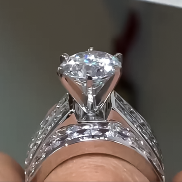 Gorgeous 6 ctw Round Cut White Stone Engagement Ring for Men and Women -JEWELBUYS