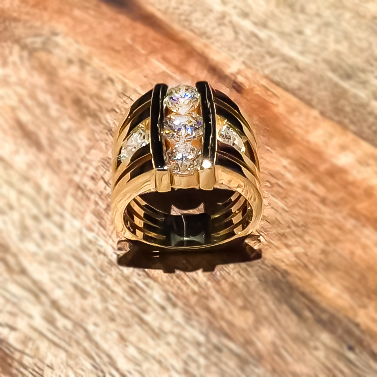 Fashion 1.5 ctw Round Cut White Gemstone Ring for Men and Women -JEWELBUYS
