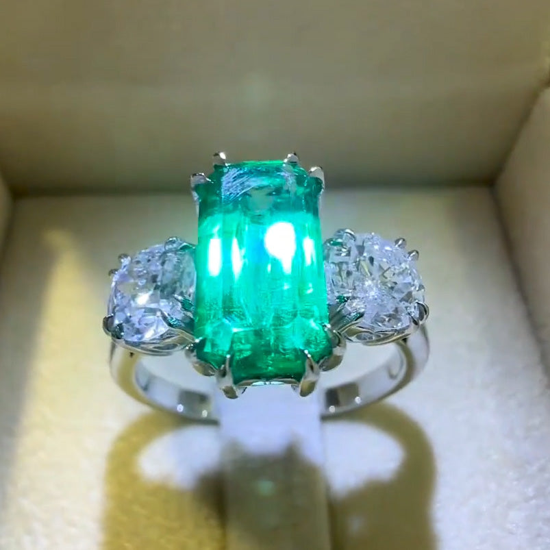 3.8Ctw Classic Three Stone Ring with Emeralds and Sapphires-JEWELBUYS