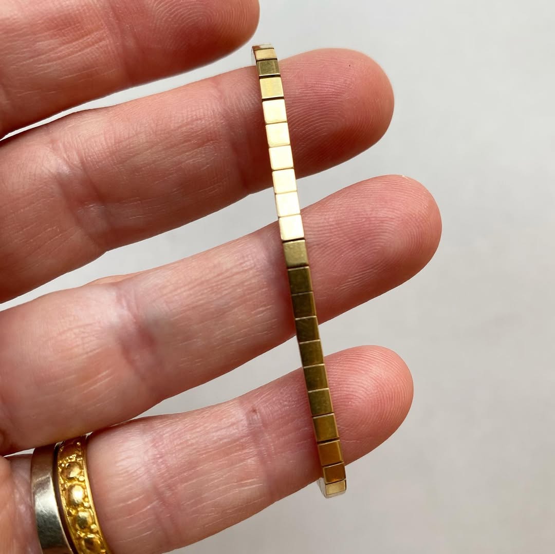 Small cube connected to gold bracelet-JEWELBUYS