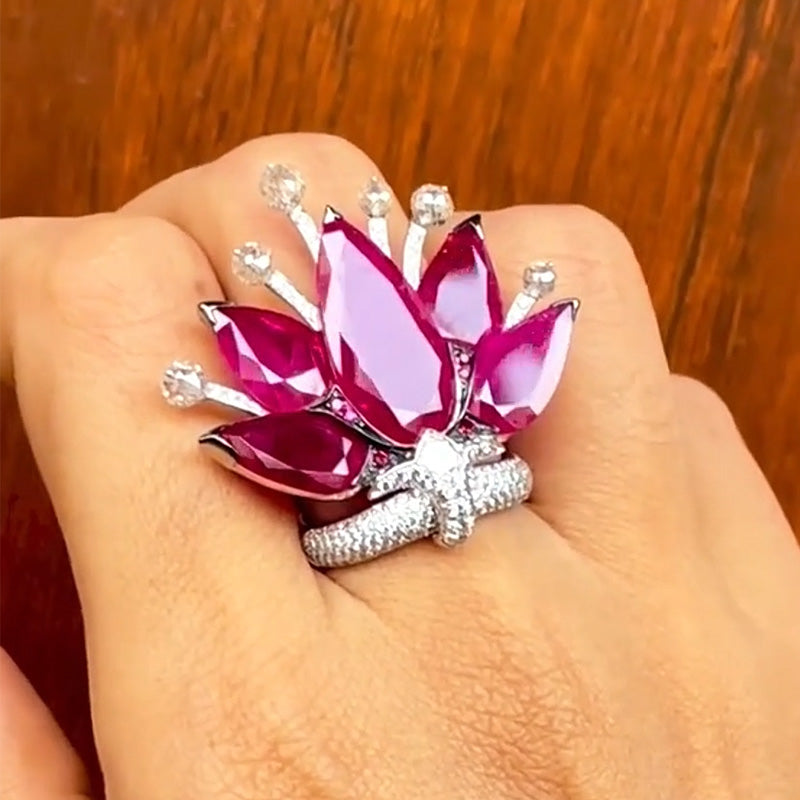 8.0ctw Pear-Shaped Ruby Crown Ring-JEWELBUYS