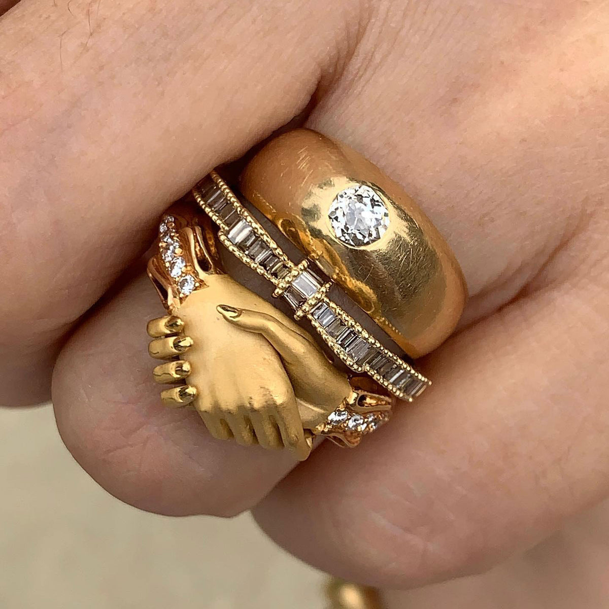 3 ctw Round and Baguette-Cut Sapphire Hand-Shaped Stackable Ring-JEWELBUYS