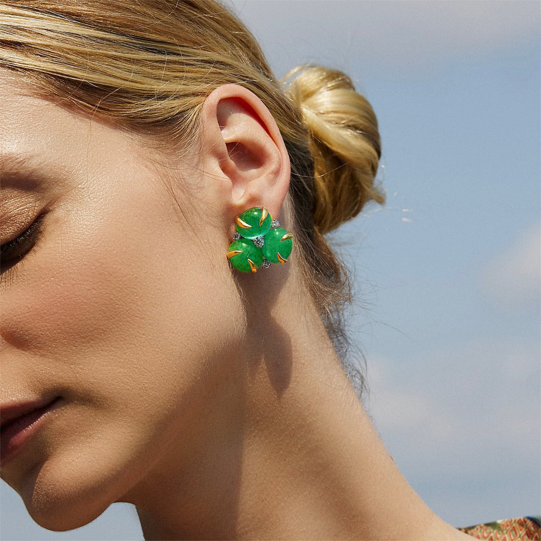 3.0Ctw Cabochon-shaped tendril cluster gemstone ear clips-JEWELBUYS