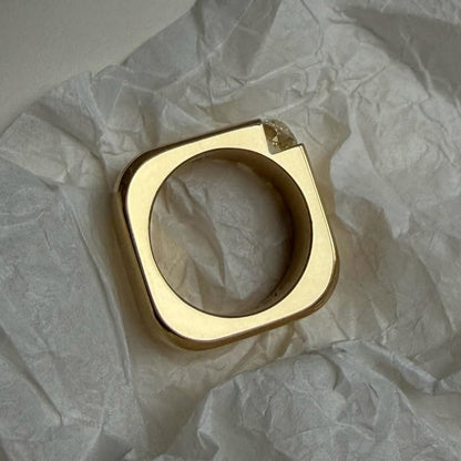 0.88Ct antique-cut single gemstone ring-JEWELBUYS