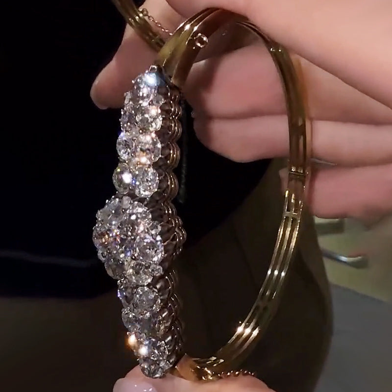 6.5Ctw Round White Sapphire Cluster Vintage Bracelet-JEWELBUYS