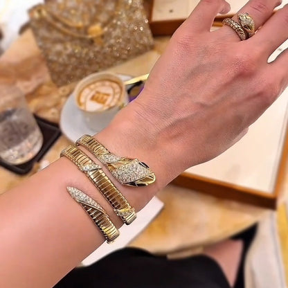 3.31Ctw Snake-shaped Sapphire Bangle-JEWELBUYS