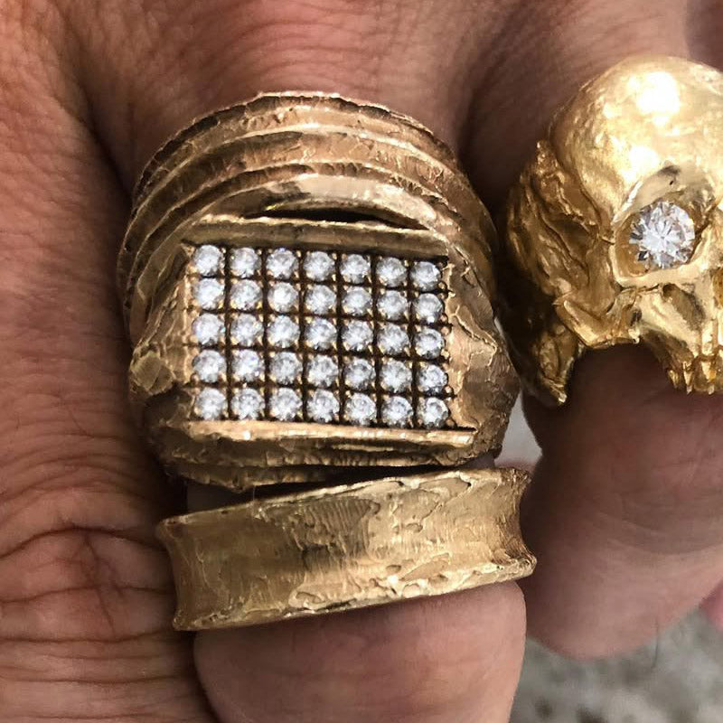 1.35Ctw Round Sapphire Pavé Set Matte Ring- JEWELBUYS