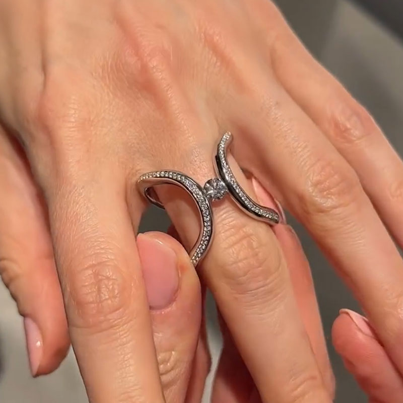 Round Cut Arch Solitaire White Sapphire Ring - JEWELBUYS