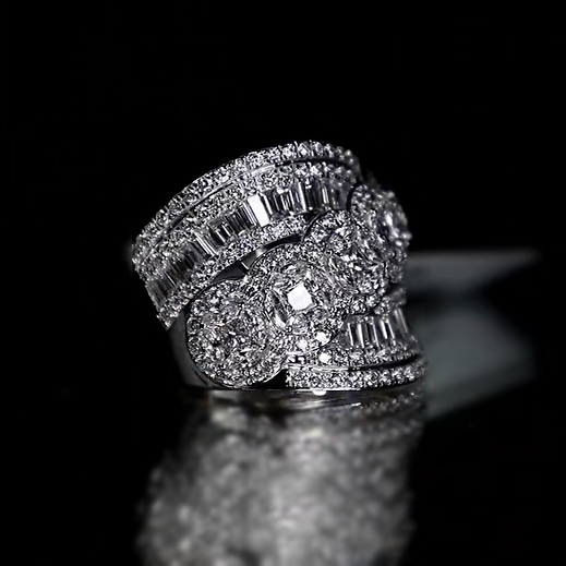 Gorgeous 7 ctw Multi-Cut White Gemstone Ring -JEWELBUYS