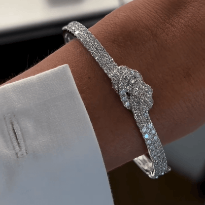 Eye-catching 8ct Round Cut White Sapphire Women's Bracelet in Silver-JEWELBUYS