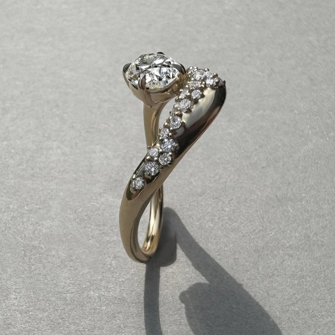 3.0Ctw Oval-cut Sapphire Wave Sculpture Engagement Ring-JEWELBUYS
