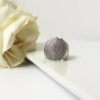 1.2Ctw Layered Marquise-Cut Halo Round Sapphire Elegant Ring-JEWELBUYS