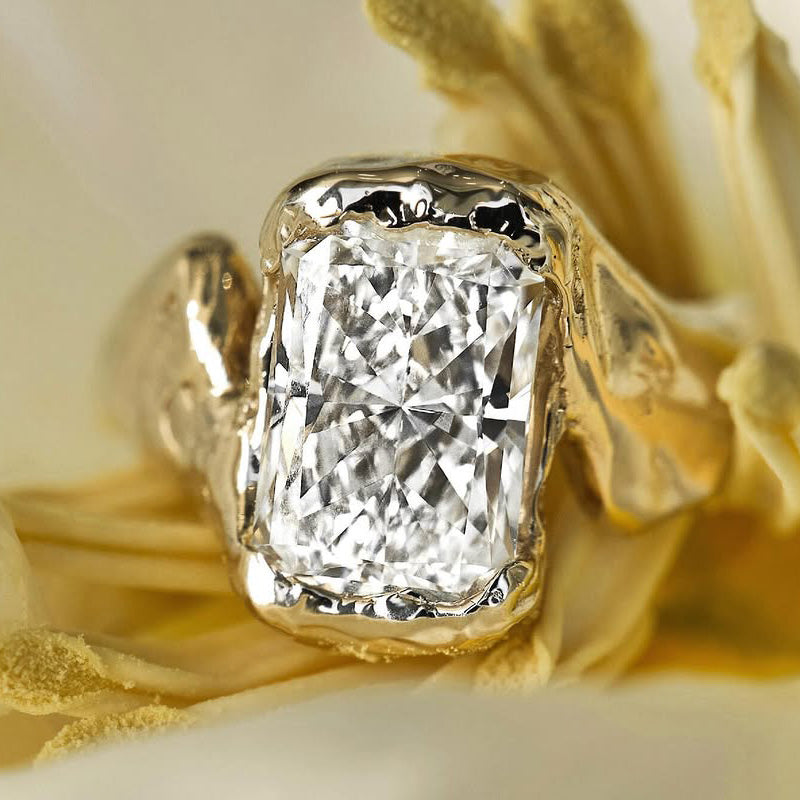 4.0Ct Radiant Cut Sole Sapphire Art Engagement Ring-JEWELBUYS