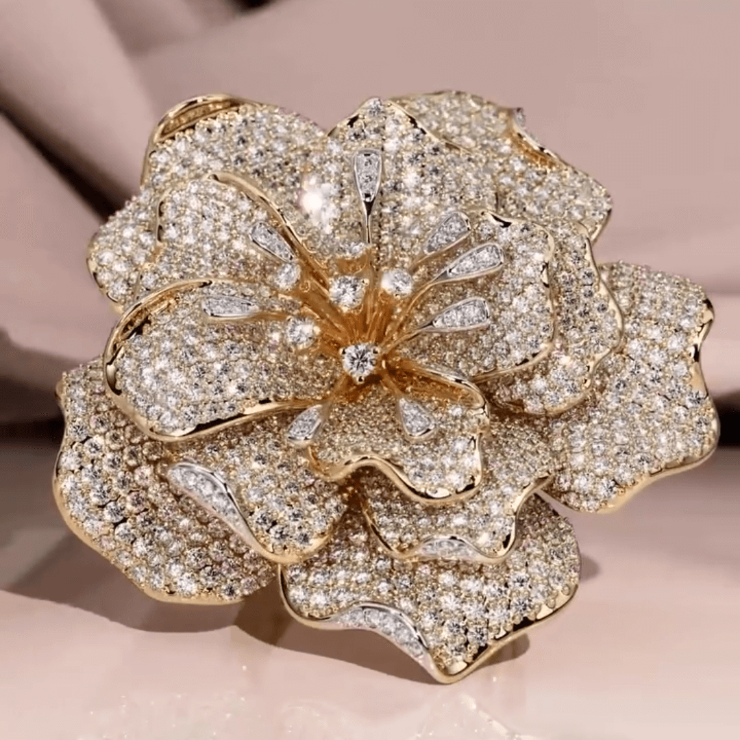 Creative 4ct Round Cut White Sapphire Flower-Shaped Women's Engagement Ring in Gold-JEWELBUYS
