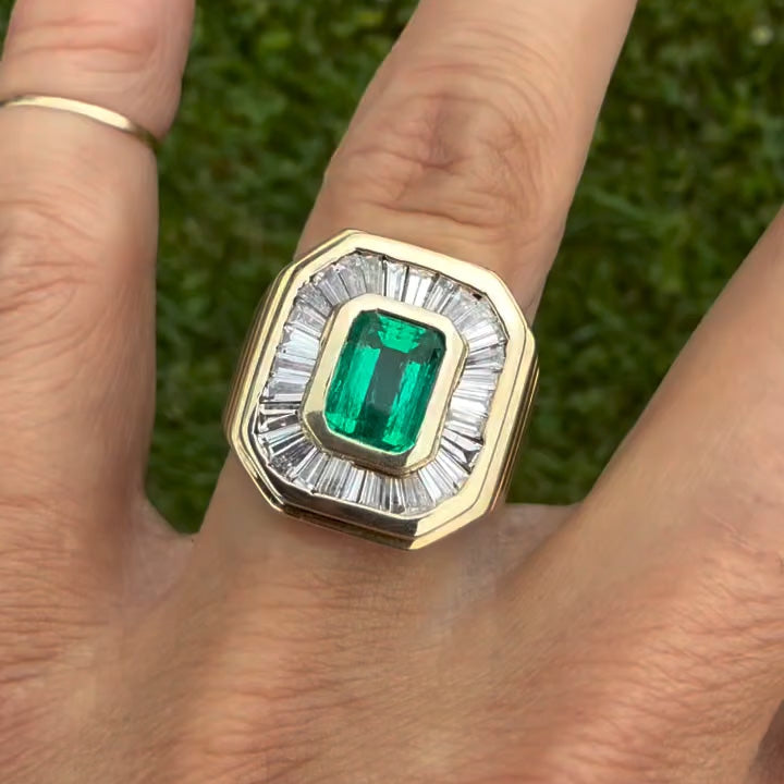 4.0Ctw emeralds and rectangular sapphires ring-JEWELBUYS