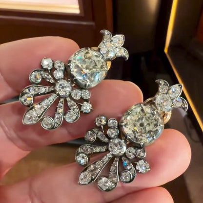 6.0Ctw Vintage Cushion-Cut Retro Sapphire Stud Earrings-JEWELBUYS