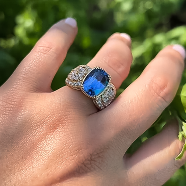 Elegant 6 ctw Cushion Cut Sapphire Ring -JEWELBUYS