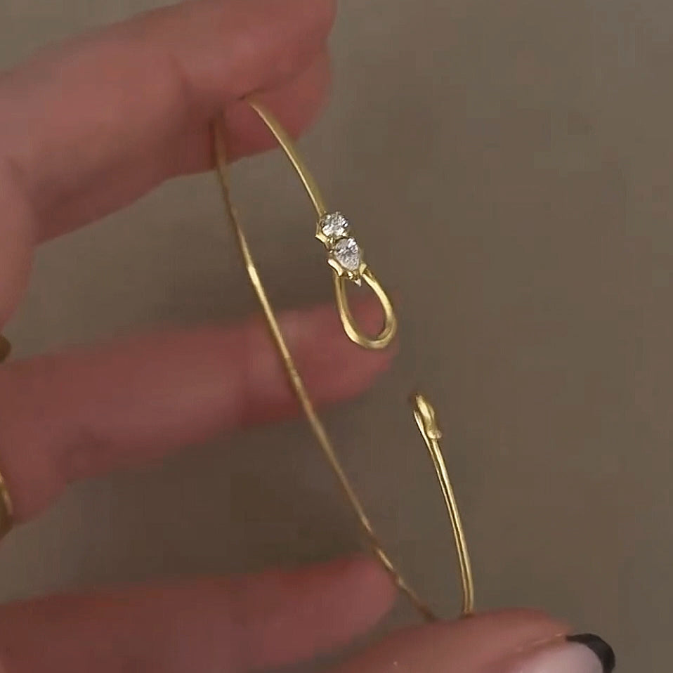 0.1ctw Pear & Round Cut Modern Simple Style Bracelet- JEWELBUYS