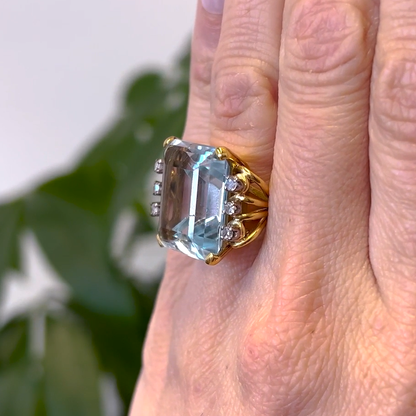 Vintage 20ct Octagonal Cut Light Blue Sapphire Cocktail Ring - JEWELBUYS
