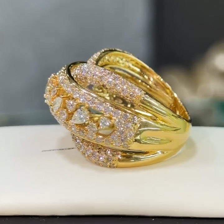 3.0Ctw Pear-shaped Round Sapphire Gold Ring-JEWELBUYS