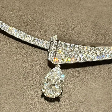 8.0Ctw Elegant Sapphire Pendant Necklace-JEWELBUYS