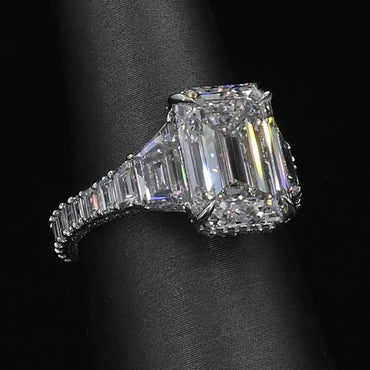 4.0Ctw Emerald-cut Gradient Sapphire Engagement Ring-JEWELBUYS