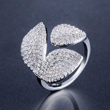 Ladies Pave Setting Clover Opening Ring - JEWELBUYS