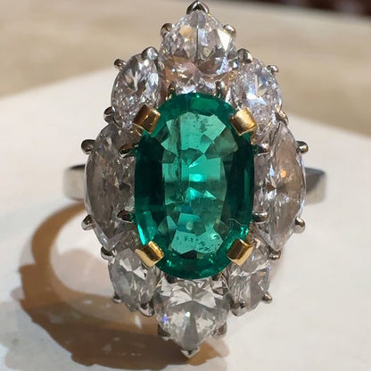 A stunning 6.3Ctw oval-cut green sapphire ring-JEWELBUYS