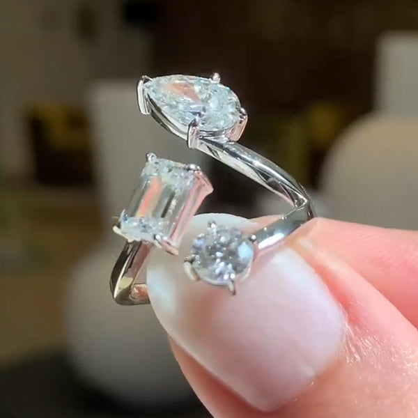 2.76ctw Three Stone Split Shank Diamond Ring -JEWELBUYS