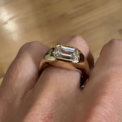 2.5Ct Emerald-Cut Sapphire Thick Engagement Ring-JEWELBUYS