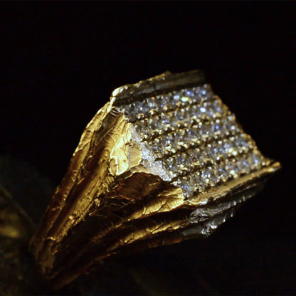 1.35Ctw Round Sapphire Pavé Set Matte Ring- JEWELBUYS