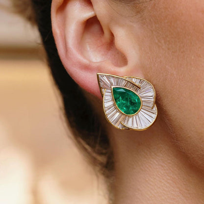 3ct Pear Cut Emerald Flower T-shaped Stud Earrings-JEWELBUYS