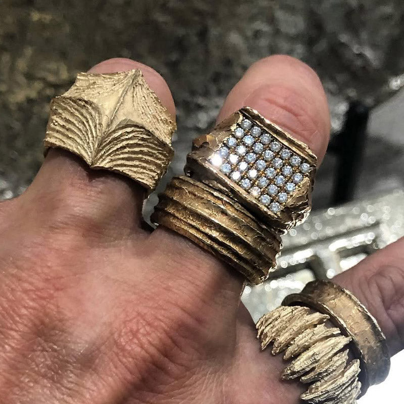 1.35Ctw Round Sapphire Pavé Set Matte Ring- JEWELBUYS