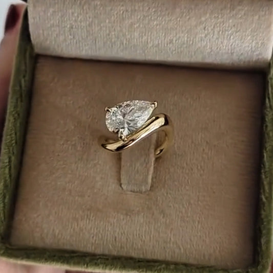 3.0Ct Pear Cut White Sapphire Simple Engagement Ring-JEWELBUYS