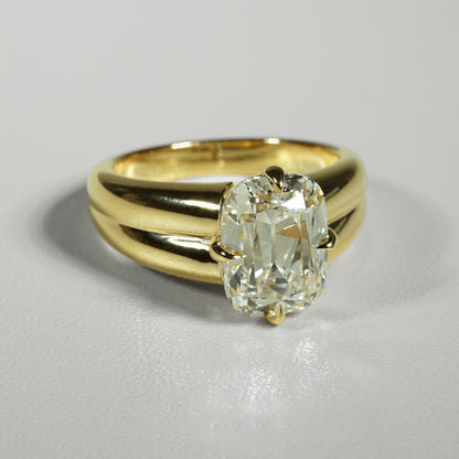 3.5Ct cushion-cut sapphire engagement ring-JEWELBUYS