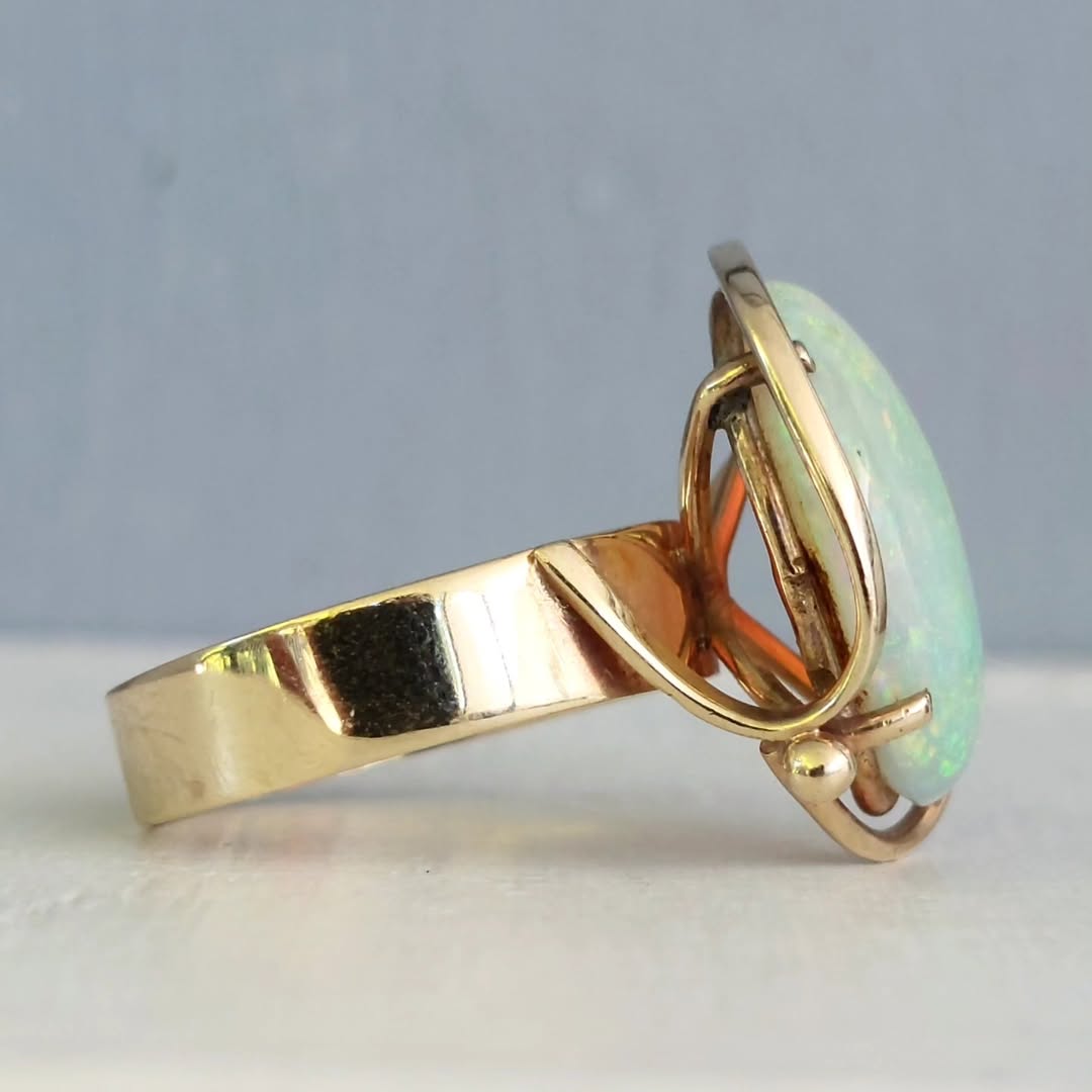 5.64Ct Vintage Style Opal Art Ring-JEWELBUYS