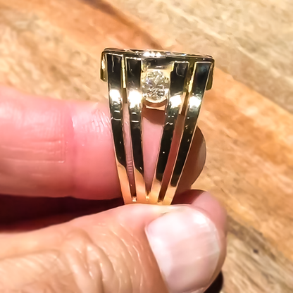 Fashion 1.5 ctw Round Cut White Gemstone Ring for Men and Women -JEWELBUYS