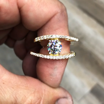 Unique 1.5 ctw Round Cut White Gemstone Ring -JEWELBUYS