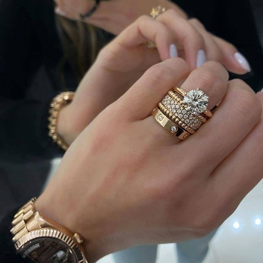 Shiny 4.02ct Round Cut White Sapphire Women's Engagement Ring Set in Rose Gold-JEWELBUYS