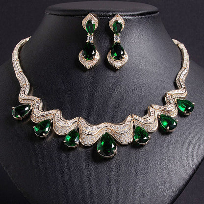 A stunning and luxurious 140-carat pear-shaped sapphire necklace and earring set-JEWELBUYS