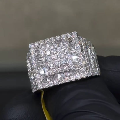 3.88Ctw Round and baguette cut men's sapphire ring-JEWELBUYS