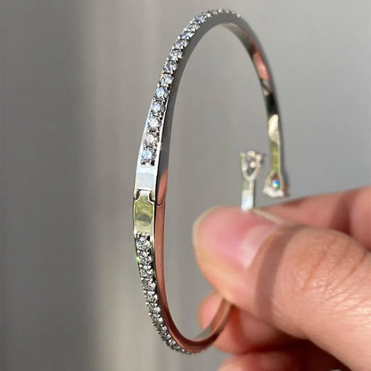 Simple 2ct Pear Cut White Sapphire 3 Claw Bracelet-JEWELBUYS