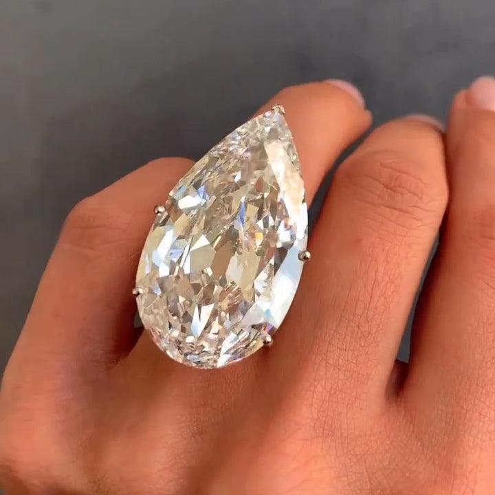 28.17Ct pear-shaped solitaire sapphire engagement ring-JEWELBUYS