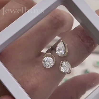 Triangle Arrangement Three Stone Gold Diamond Ring - JEWELBUYS