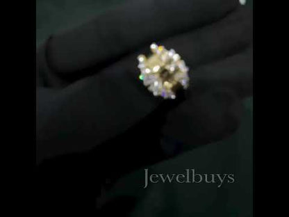 1.0ctw Baguette and Round Cut Radiant Gold Ring-JEWELBUYS