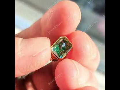 1.0 Ctw Shaker Emerald and White Sapphire Stud Earrings-JEWELBUYS